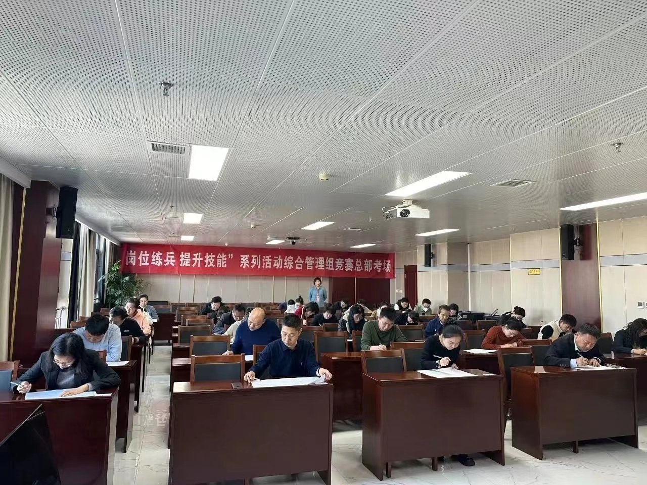 综合组.jpg