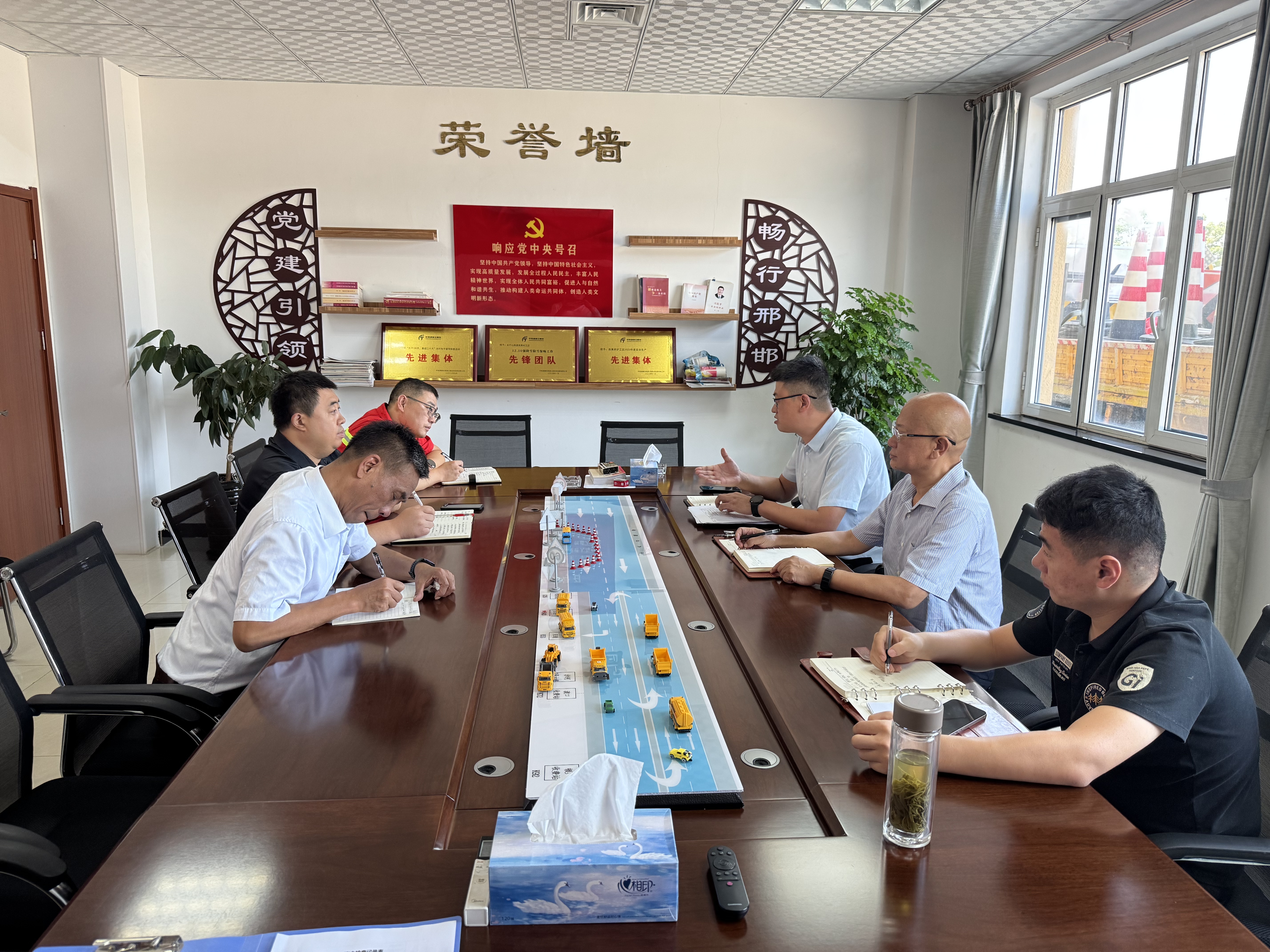 27dd7fbd494beaa63e8f77f4ba7f36c4.jpg 27dd7fbd494beaa63e8f77f4ba7f36c4.jpg