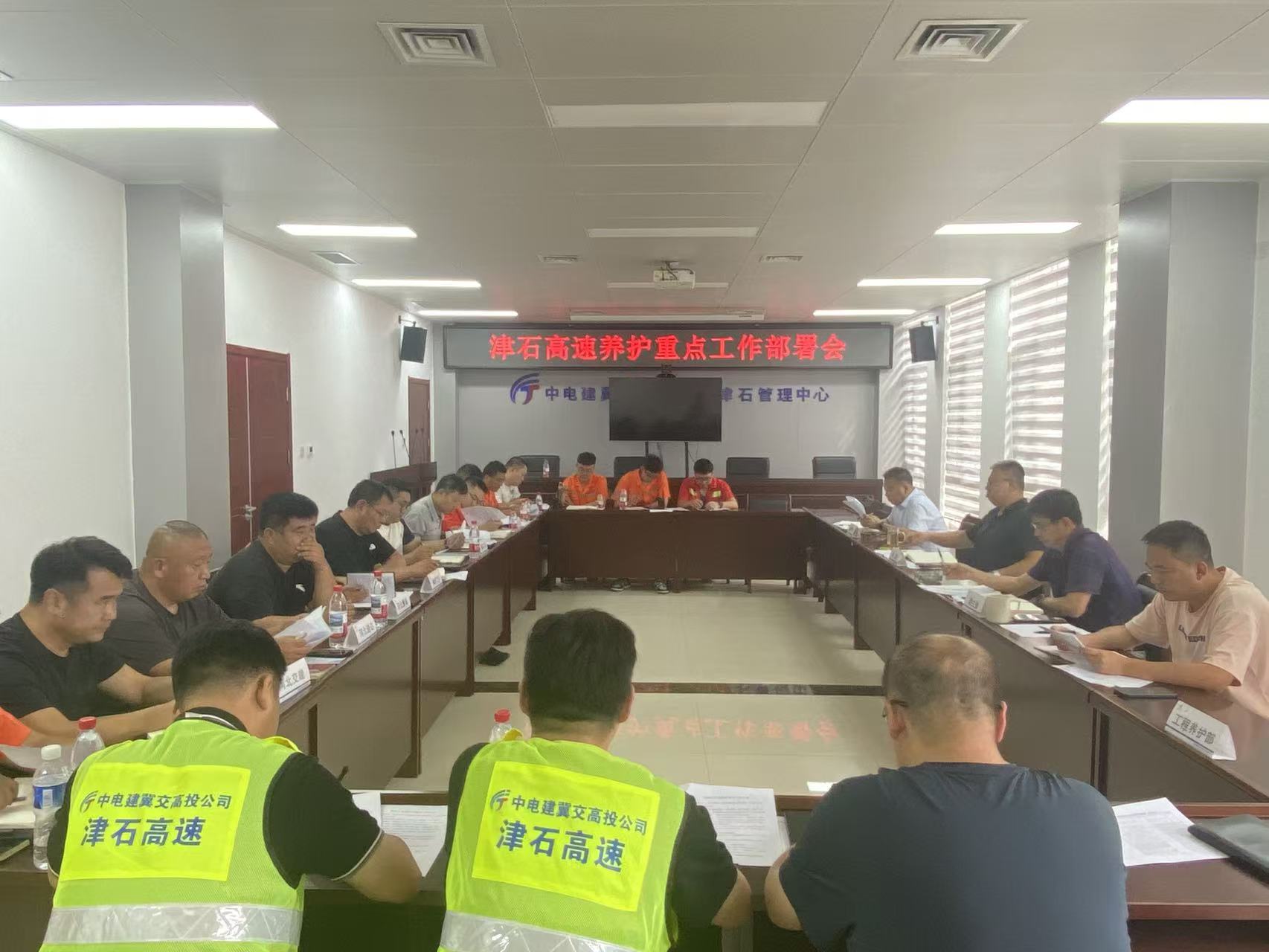 ebf1ca87bfcf13415fdea7680606a5df.jpg ebf1ca87bfcf13415fdea7680606a5df.jpg