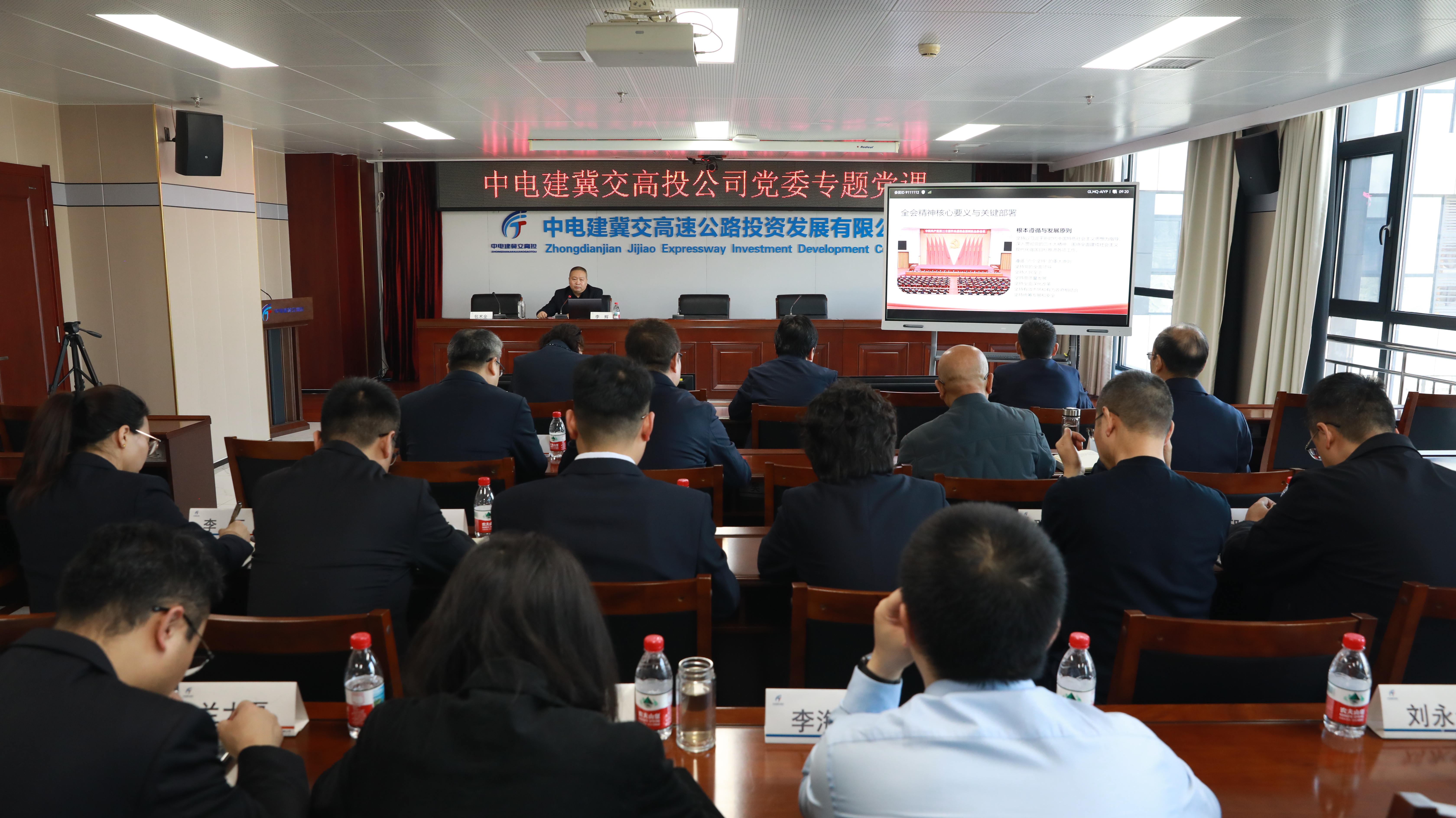 4c802e4fe0dcc7c7cb1c5c52b5f38e1.jpg 4c802e4fe0dcc7c7cb1c5c52b5f38e1.jpg