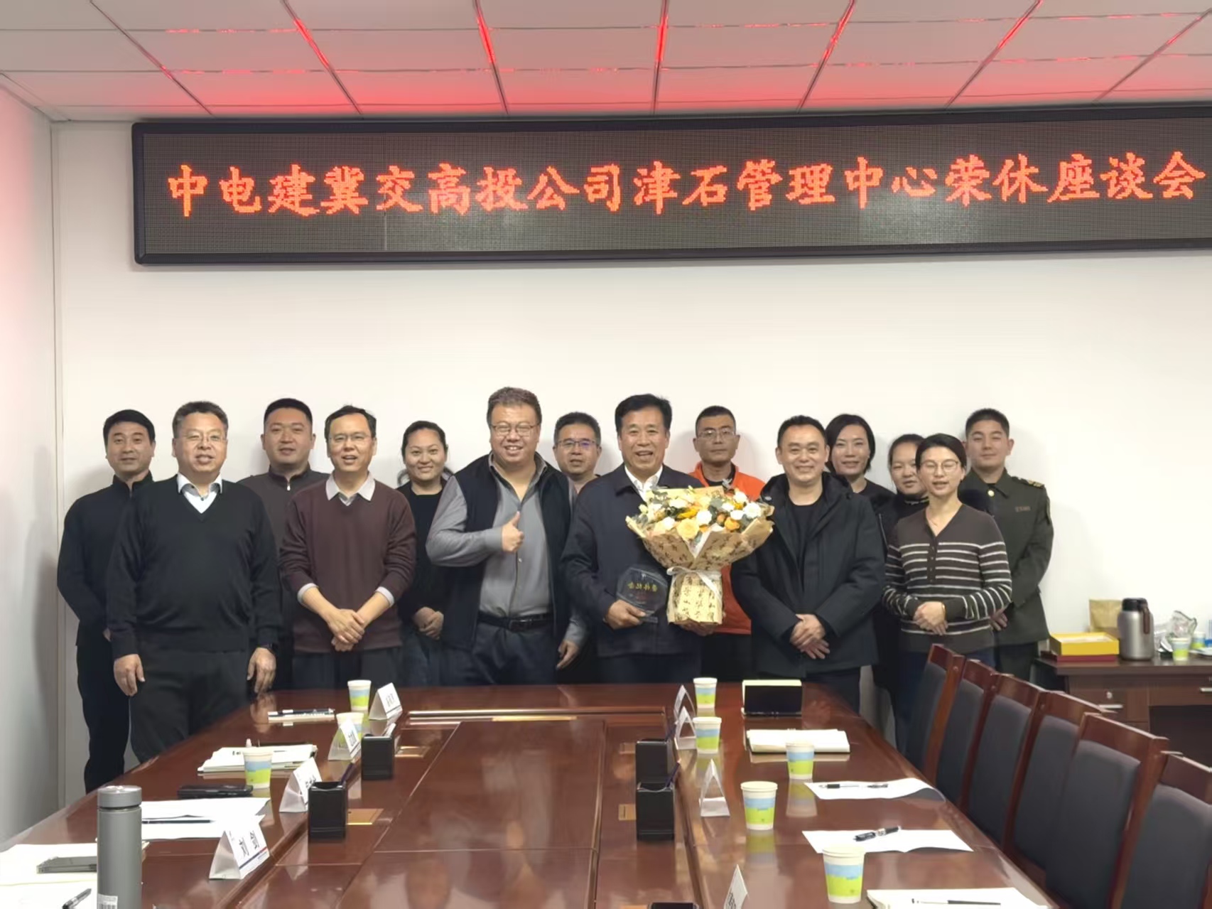 9136986af322818e14f46ce1548e2abf.jpg 9136986af322818e14f46ce1548e2abf.jpg